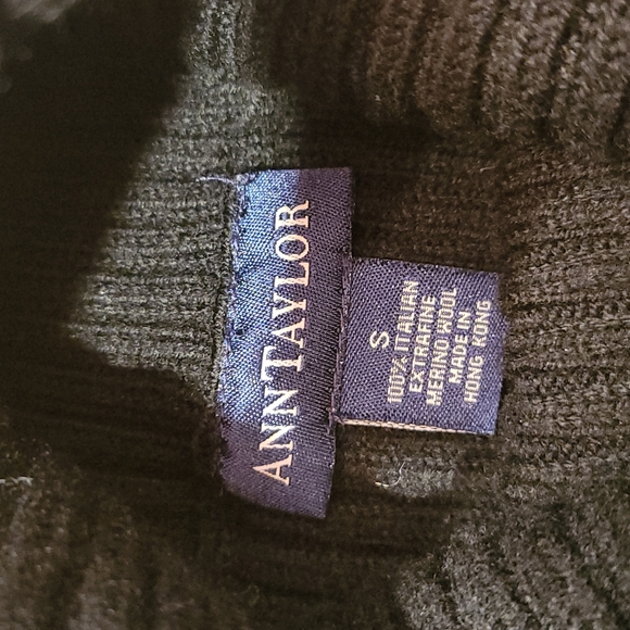 Ann Taylor wool sweater - Picture 5 of 5